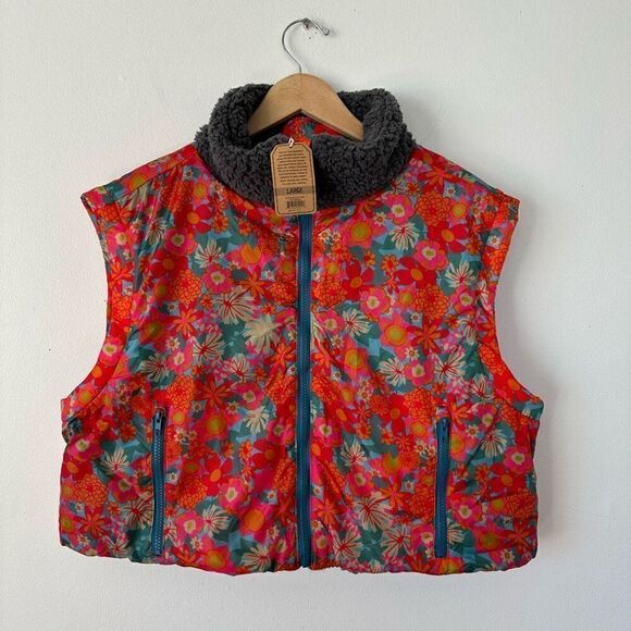 Natural Life Bright Colored Abstract Floral Fleece Lined Crop Vest - Picture 2 of 6